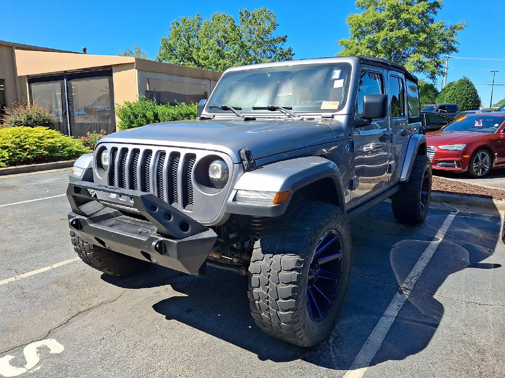 Used 2019 Jeep Wrangler Unlimited Sahara AWD/4WD image 1