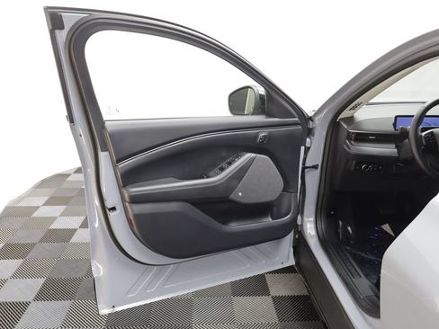 Used 2024 Ford Mustang Mach-E Premium AWD/4WD image 5
