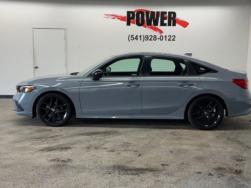 Used 2024 Honda Civic Sport image 6