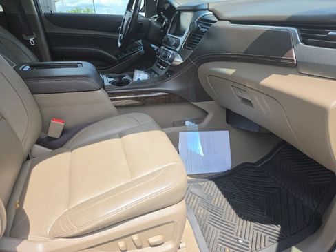Used 2019 Chevrolet Tahoe LT RWD image 12