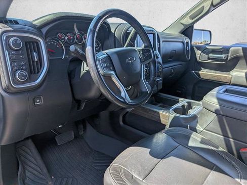 Used 2020 Chevrolet Silverado 1500 LT Trail Boss AWD/4WD image 9