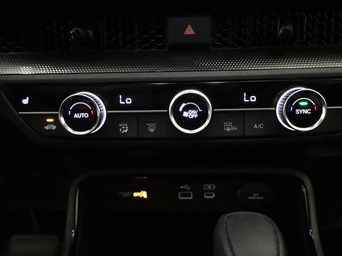 Used 2025 Honda CR-V EX image 11