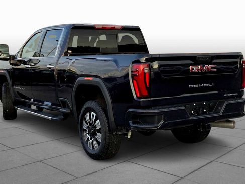 New 2025 GMC Sierra 2500 Denali w/ Denali Reserve Package image 12