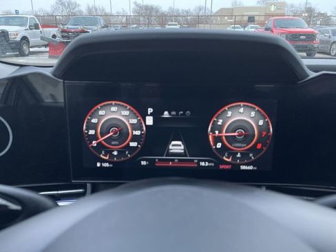 Used 2024 Hyundai Elantra SEL image 18