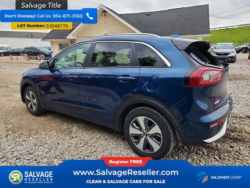 Used 2017 Kia Niro EX FWD image 3