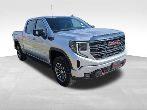 Used 2022 GMC Sierra 1500 AT4 w/ AT4 Premium Package AWD/4WD image 1