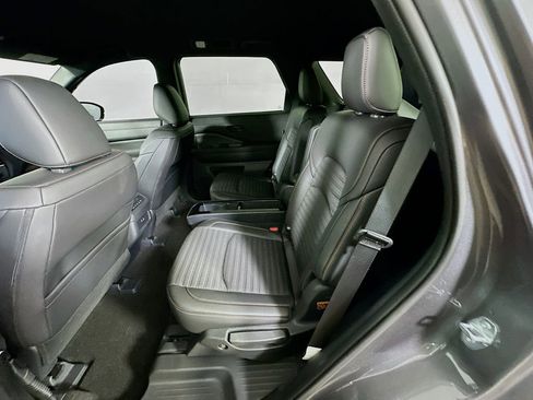 Used 2025 Nissan Pathfinder Rock Creek AWD/4WD image 15