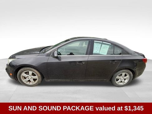 Used 2015 Chevrolet Cruze LT w/ Sun And Sound Package FWD image 3