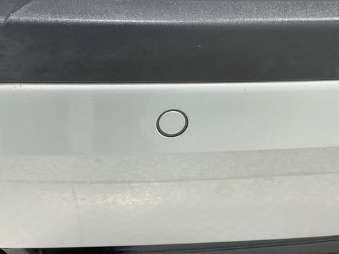 Used 2018 Cadillac Escalade Premium Luxury image 14