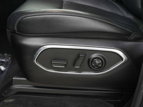 Used 2024 Jeep Wagoneer Series II AWD/4WD image 23