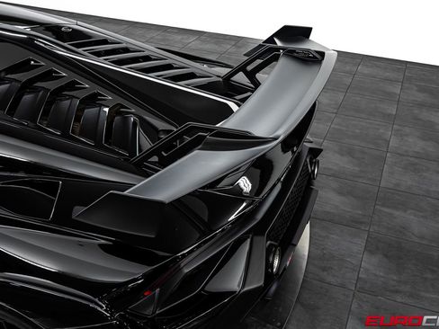 Used 2022 Lamborghini Huracan STO RWD image 22