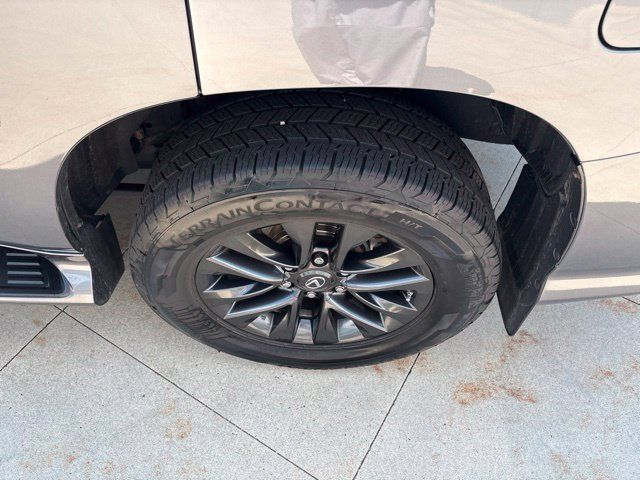 Used 2020 Lexus GX 460 Premium w/ Premium Package AWD/4WD image 11