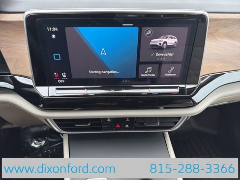 Used 2024 Volkswagen Atlas SE image 11