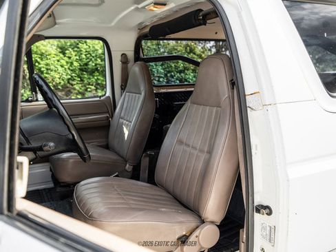 Used 1992 Ford Bronco Custom AWD/4WD image 29