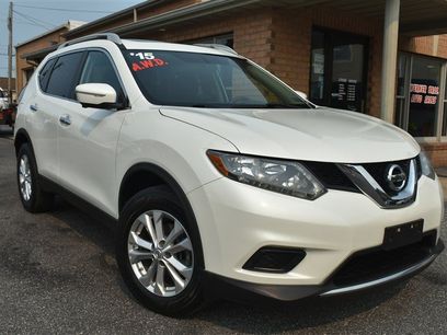 Used 2015 Nissan Rogue SV w/ SV Premium Package