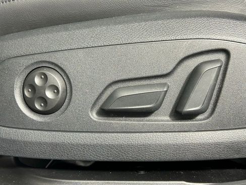 Used 2023 Audi A4 2.0T Premium Plus w/ Premium Plus Package image 31