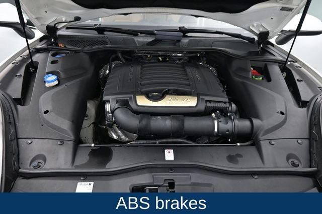 Used 2018 Porsche Cayenne AWD/4WD image 19