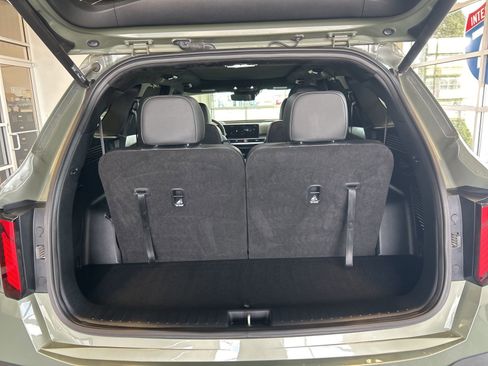 Used 2025 Kia Sorento SX Prestige image 11