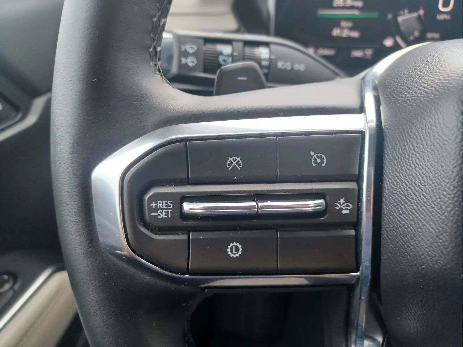 Used 2026 GMC Acadia AWD Elevation w/ Elevation Premium Package image 20