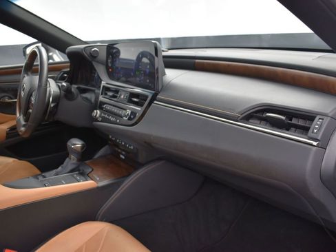 Used 2022 Lexus ES 350 Ultra Luxury FWD image 26