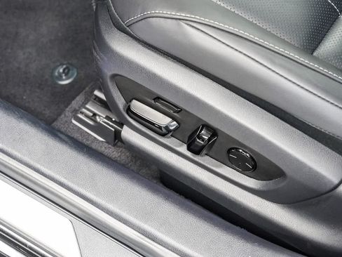 Used 2025 Lexus ES 300h w/ Accessory Package (Z2) FWD image 23