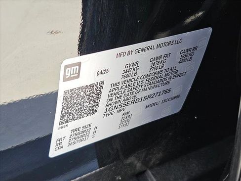 Used 2025 Chevrolet Suburban RST w/ Comfort Package RWD image 26