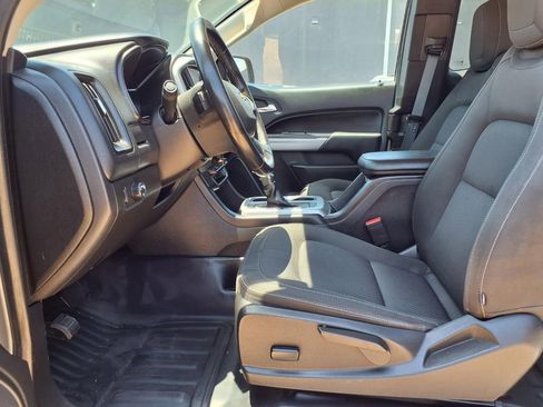 Used 2022 Chevrolet Colorado LT w/ Fleet Safety Package RWD image 12