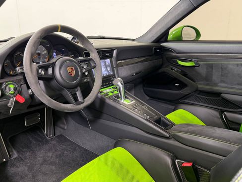 Certified 2019 Porsche 911 GT3 RS image 4