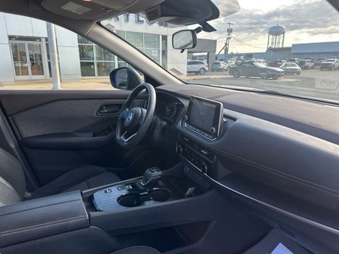 Used 2021 Nissan Rogue S image 10