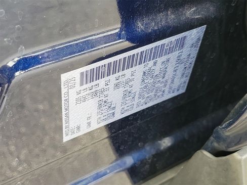 Used 2025 Nissan Rogue SV image 32