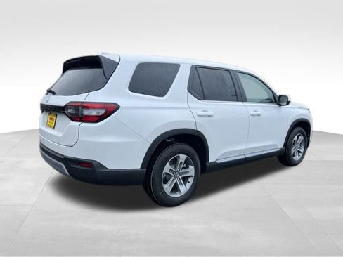 New 2025 Honda Pilot EX-L image 8