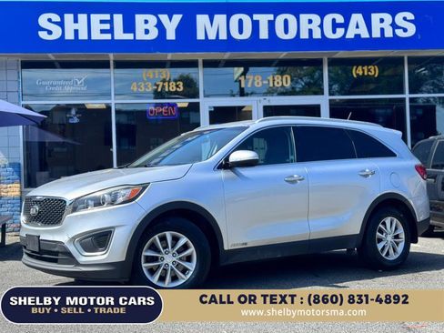 Used 2017 Kia Sorento AWD image 18