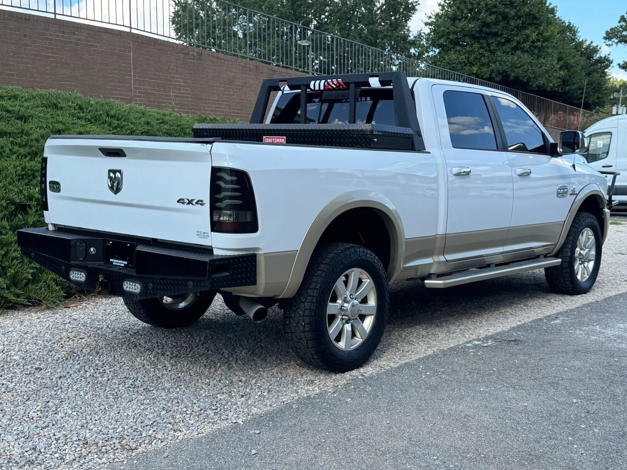 Used 2015 RAM 3500 Laramie Longhorn AWD/4WD image 8
