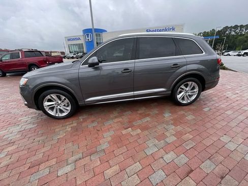 Used 2022 Audi Q7 2.0T Premium AWD/4WD image 30