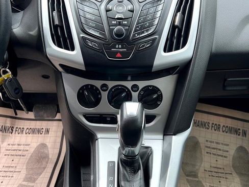 Used 2012 Ford Focus SE image 10