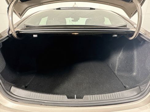 Used 2023 Chevrolet Malibu LT FWD image 27