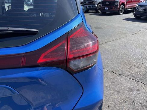 Used 2021 Nissan Kicks S image 31