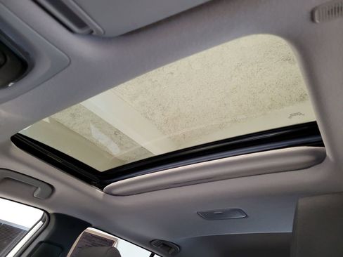 Certified 2024 Toyota Corolla Cross LE w/ Moonroof Package image 31