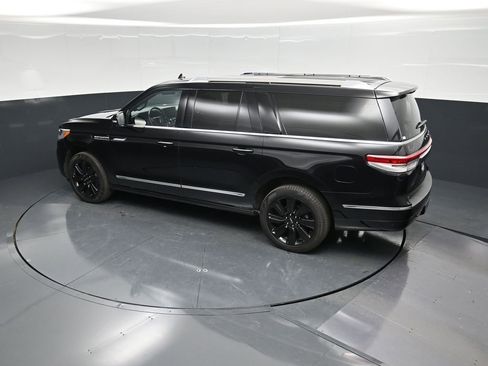 Used 2024 Lincoln Navigator L Reserve w/ Equipment Group 201A image 60