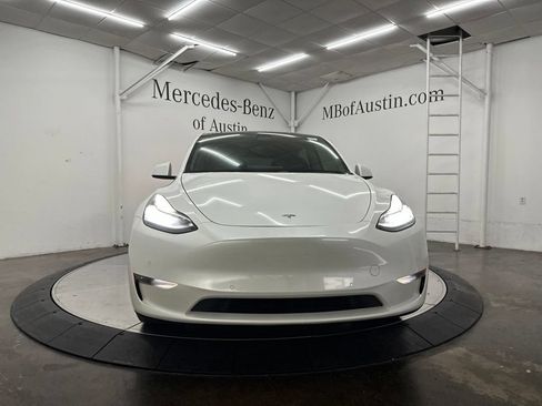 Used 2020 Tesla Model Y Long Range AWD/4WD image 2