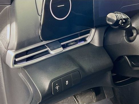 Certified 2025 Hyundai Elantra SEL w/ Cargo Package image 10