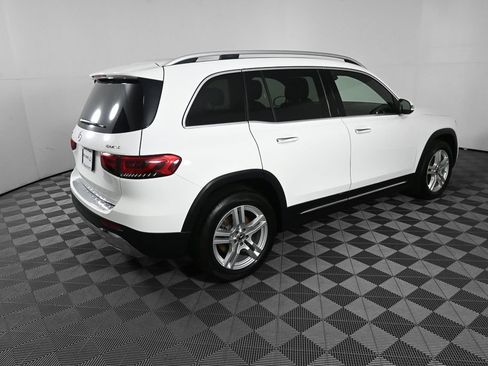 Certified 2022 Mercedes-Benz GLB 250 4MATIC image 27