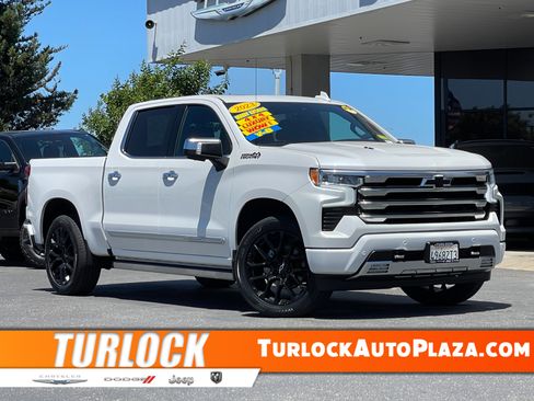 Used 2023 Chevrolet Silverado 1500 High Country w/ High Country Premium Package AWD/4WD image 1