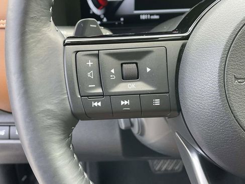 Used 2025 Nissan Pathfinder Platinum w/ Cargo Package image 21