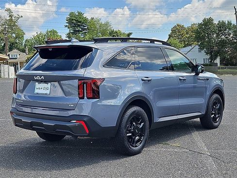 Used 2024 Kia Sorento SX Prestige image 7