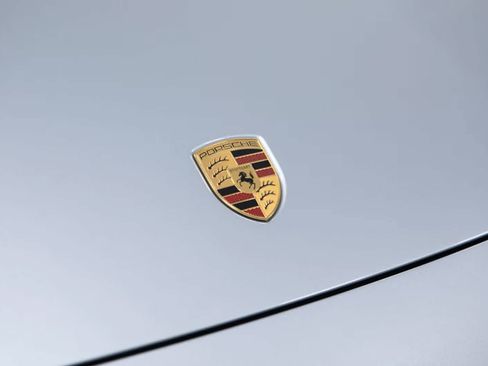 Used 2026 Porsche Macan 4S Electric AWD/4WD image 17