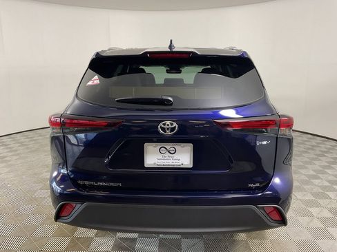 New 2026 Toyota Highlander XLE AWD/4WD image 7