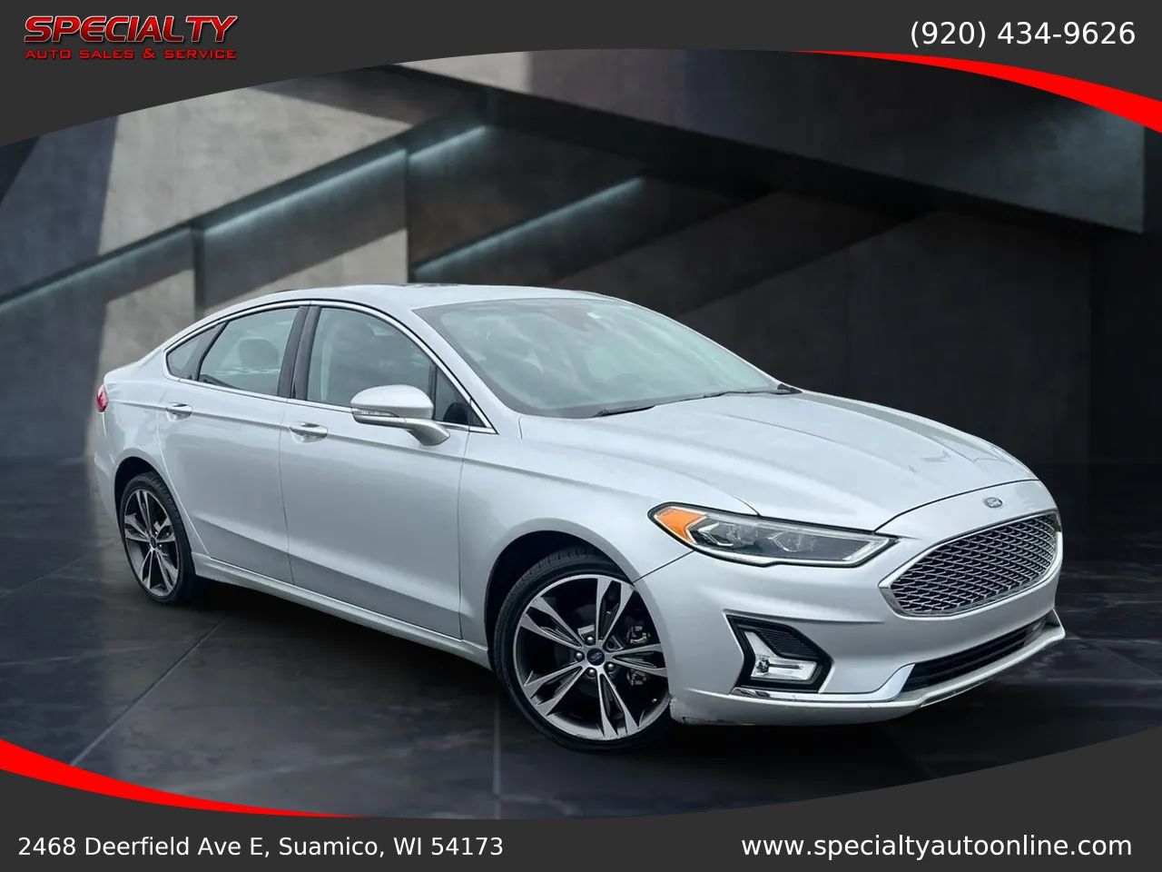Used 2019 Ford Fusion Titanium FWD image 2