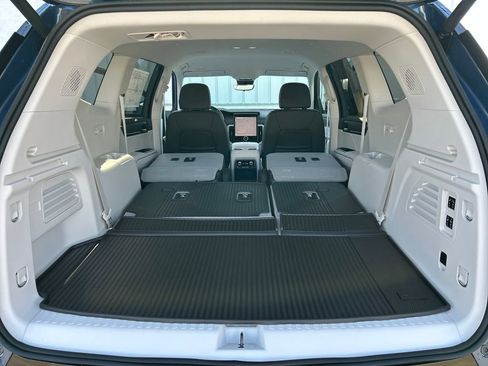 New 2026 GMC Acadia Denali w/ Super Cruise Package image 50