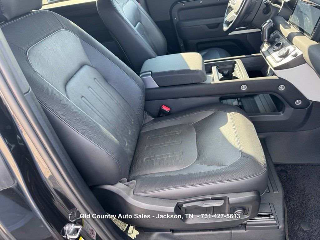 Used 2021 Land Rover Defender 90 X-Dynamic S AWD/4WD image 19
